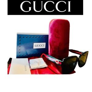 GUCCI Black and Red Sunglasses w/Case & Cards - GG1861S, Authentic, NWOT